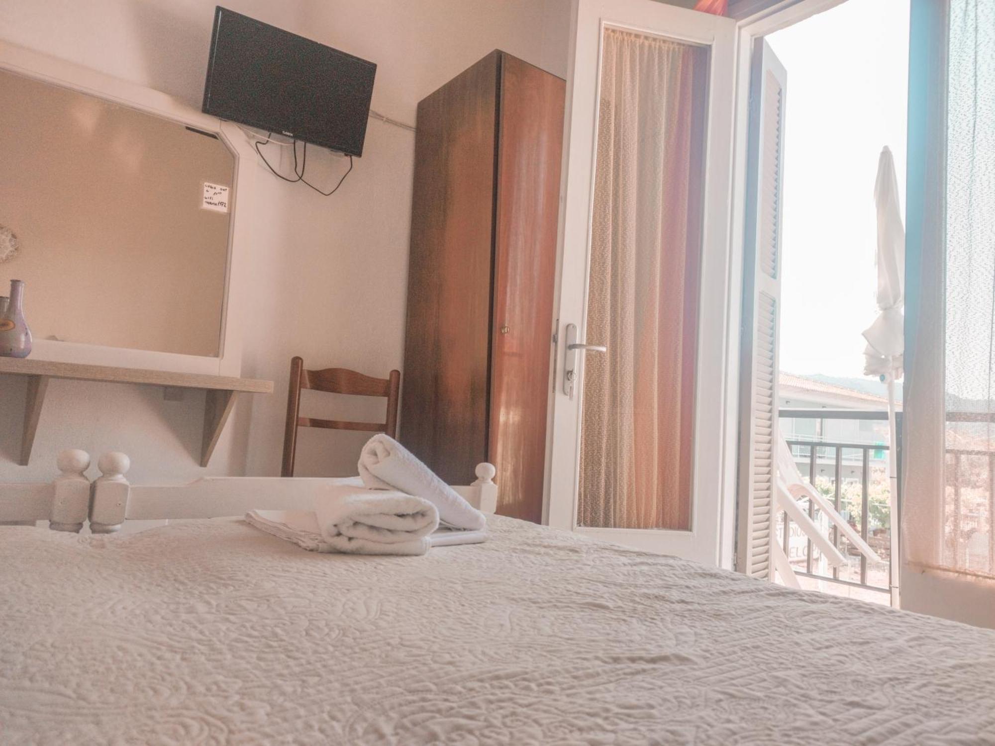 Hotel Maria Skala Potamia  Bagian luar foto